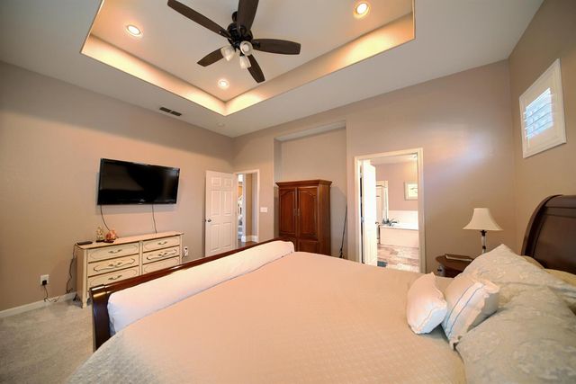 561 Branding Iron St, Oakdale, CA 95361