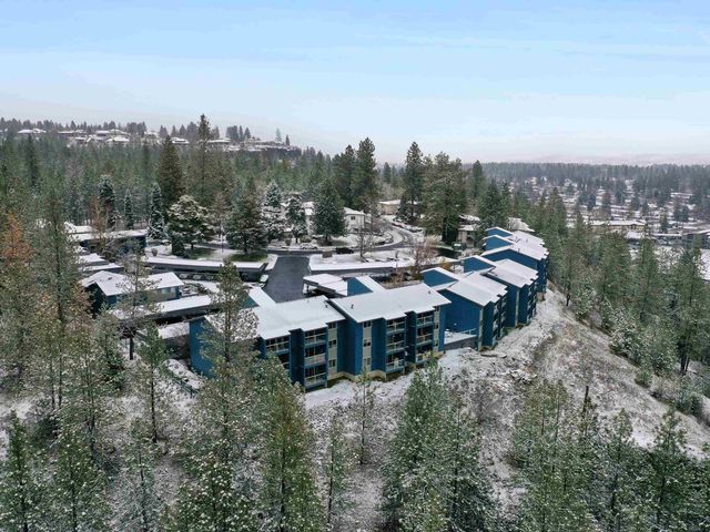 1823 W Northridge Ct, Spokane, WA 99208