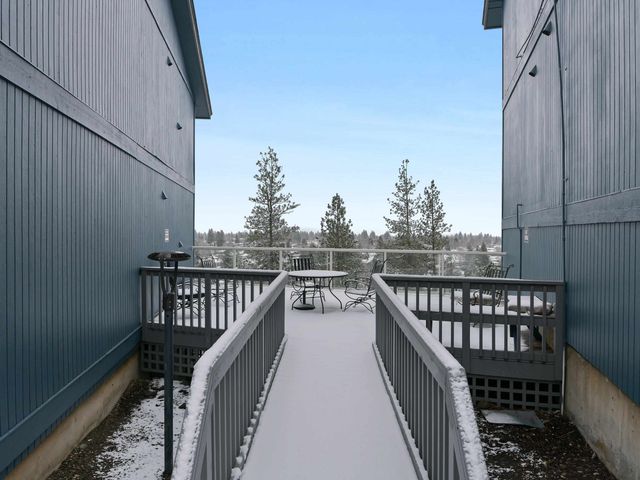 1823 W Northridge Ct, Spokane, WA 99208