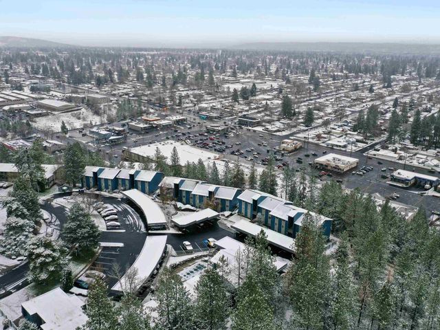 1823 W Northridge Ct, Spokane, WA 99208