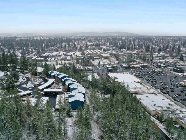 1823 W Northridge Ct, Spokane, WA 99208