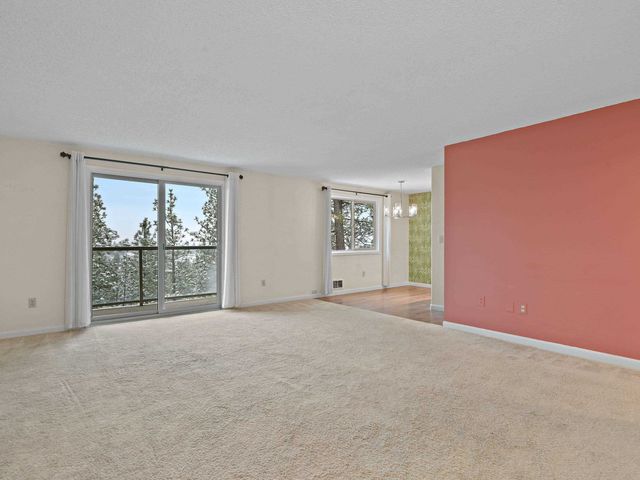 1823 W Northridge Ct, Spokane, WA 99208