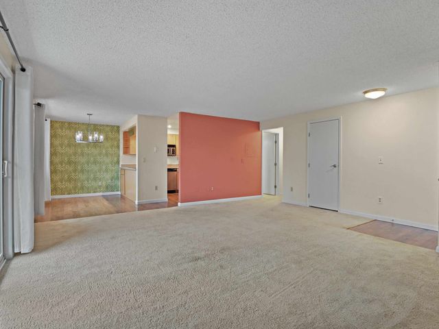 1823 W Northridge Ct, Spokane, WA 99208