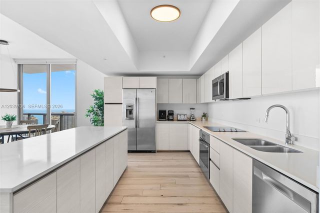 2600 E Hallandale Beach Blvd T3001, Hallandale Beach, FL 33009
