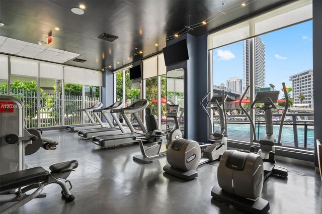 2600 E Hallandale Beach Blvd T3001, Hallandale Beach, FL 33009