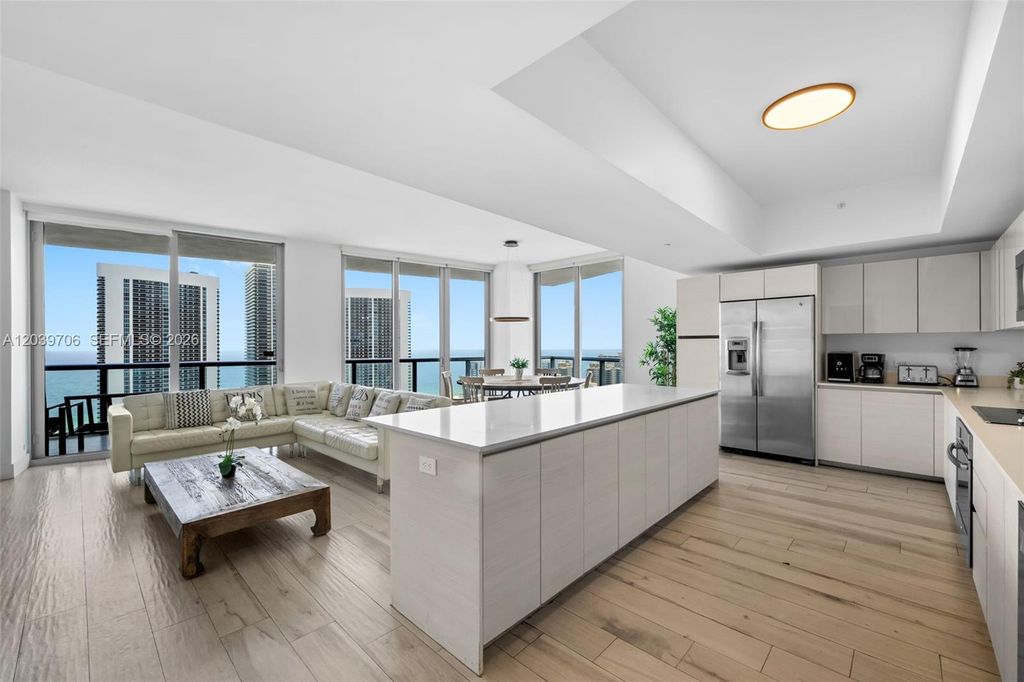 2600 E Hallandale Beach Blvd T3001, Hallandale Beach, FL 33009