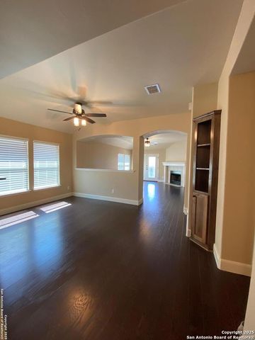 106 RETAMA RD, Boerne, TX 78006