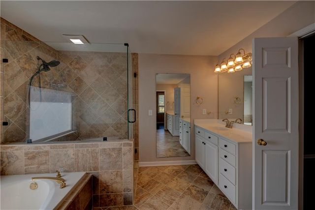 3609 Lakeside Pointe NW, Kennesaw, GA 30144