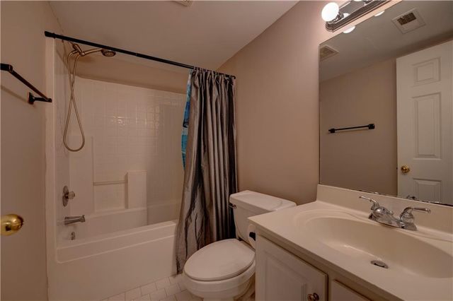 3609 Lakeside Pointe NW, Kennesaw, GA 30144