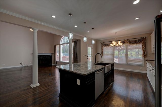 3609 Lakeside Pointe NW, Kennesaw, GA 30144
