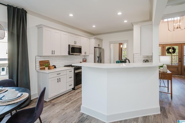 6714 MOSSY OAK COVE, Trussville, AL 35173