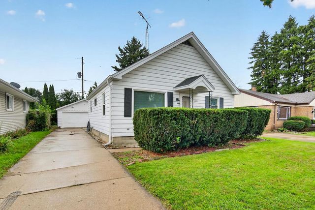 1425 south STREET, Racine, WI 53402
