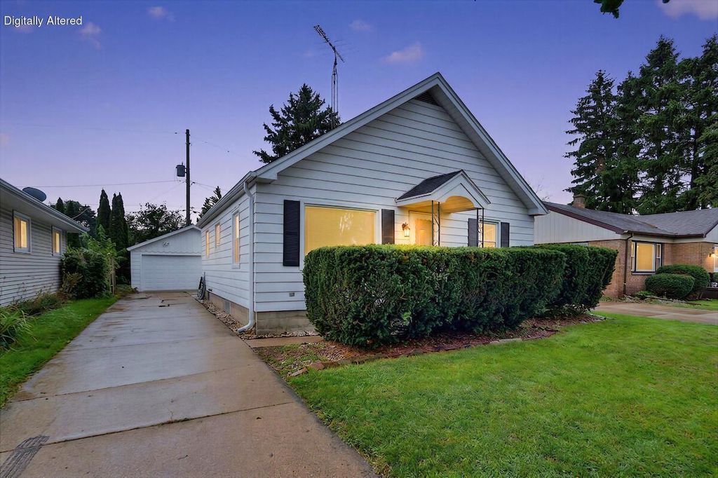 1425 south STREET, Racine, WI 53402