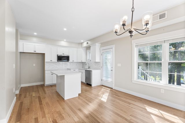 30 Valmor St, Worcester, MA 01604