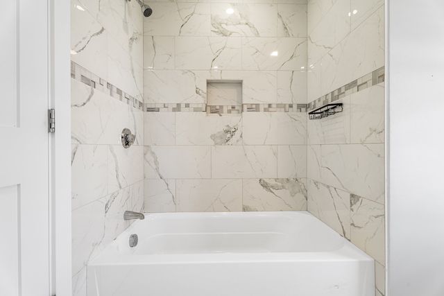 30 Valmor St, Worcester, MA 01604