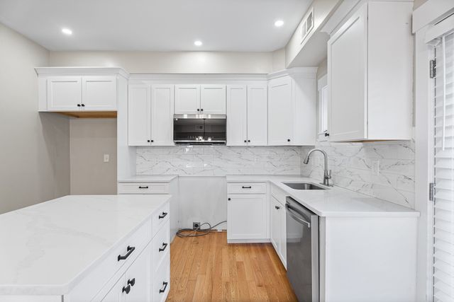 30 Valmor St, Worcester, MA 01604
