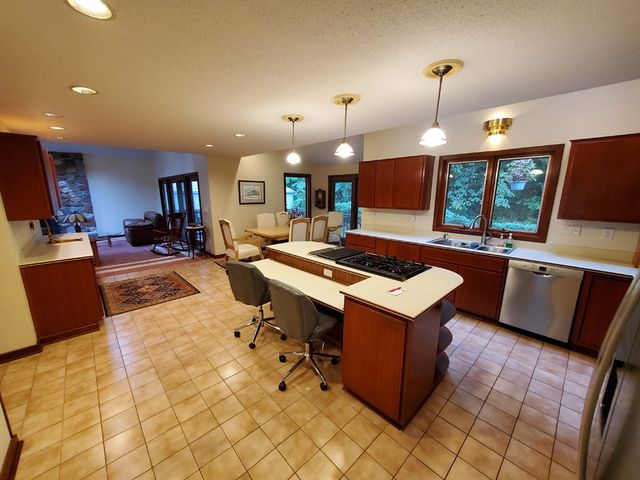 591 HAWTHORNE Drive, Fairview, PA 16415