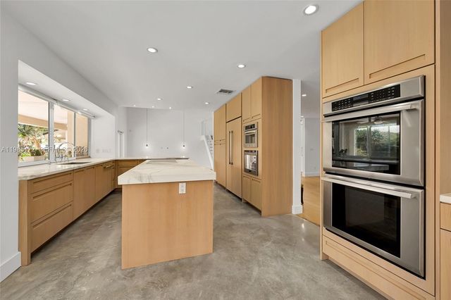 11785 SW 90th Ave, Miami, FL 33176