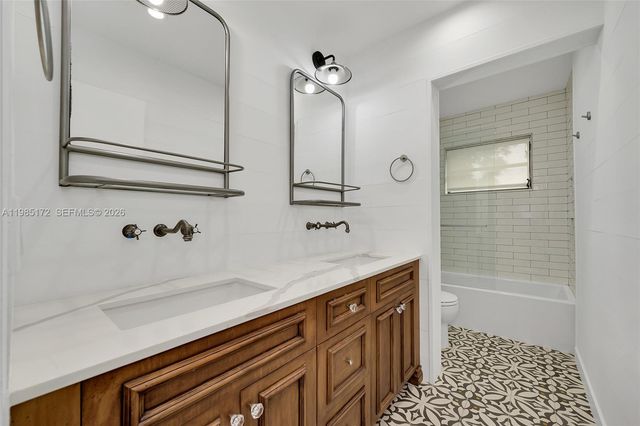 11785 SW 90th Ave, Miami, FL 33176