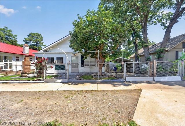 1801 S R Street, Fort Smith, AR 72901