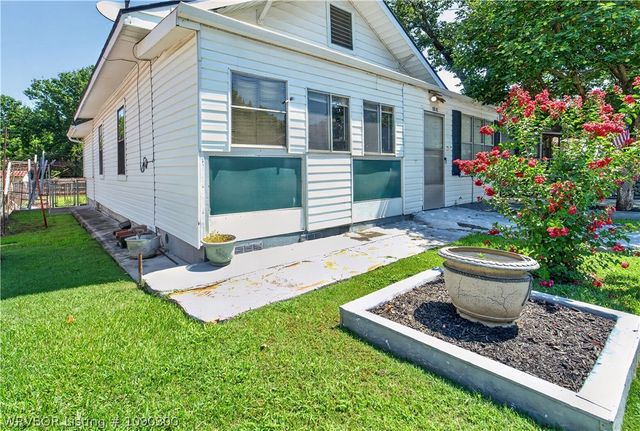 1801 S R Street, Fort Smith, AR 72901