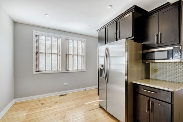 5635 W Patterson Avenue, Chicago, IL 60634