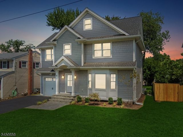 8 Pine Tree Ter, Madison Boro, NJ 07940