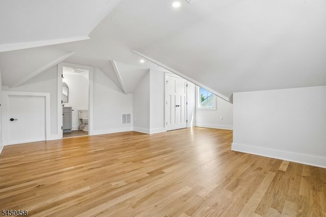 8 Pine Tree Ter, Madison Boro, NJ 07940