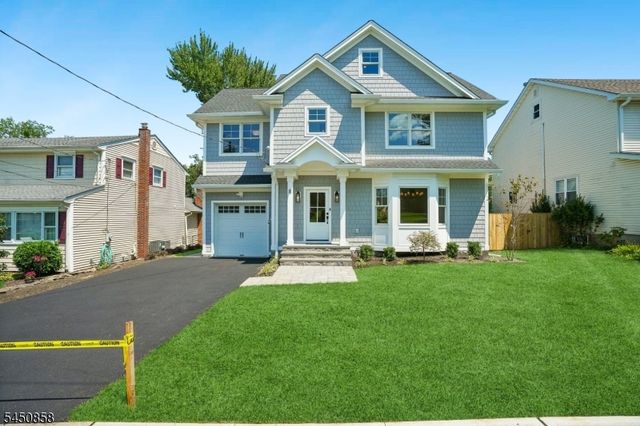 8 Pine Tree Ter, Madison Boro, NJ 07940