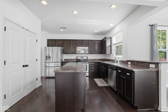 4665 Muscatine Way, Westfield, IN 46062