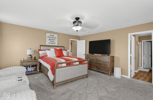 3394 S Bennett Drive, New Palestine, IN 46163