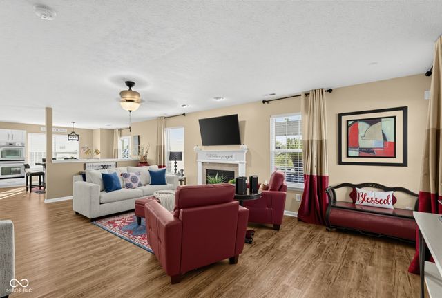 3394 S Bennett Drive, New Palestine, IN 46163