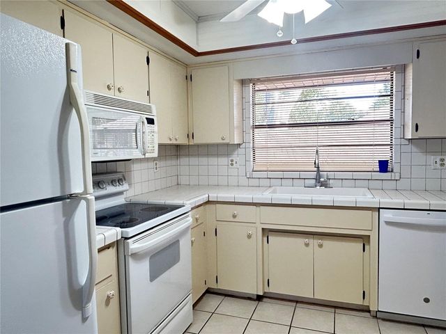 2274 FIRESTONE PLACE, Winter Haven, FL 33884