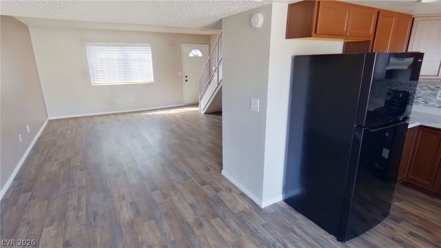 2200 Comet Avenue E, North Las Vegas, NV 89030
