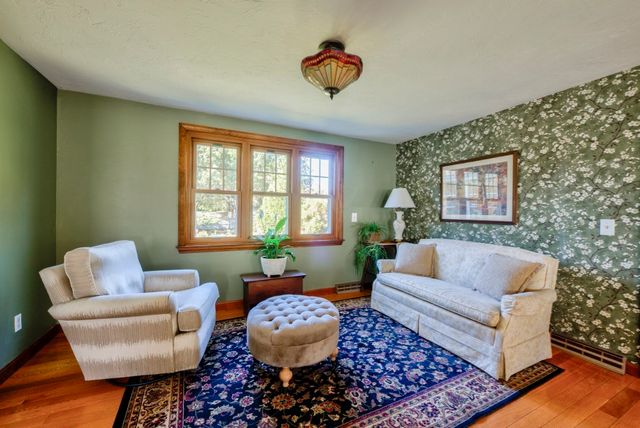 55 Mellen St, Brockton, MA 02301