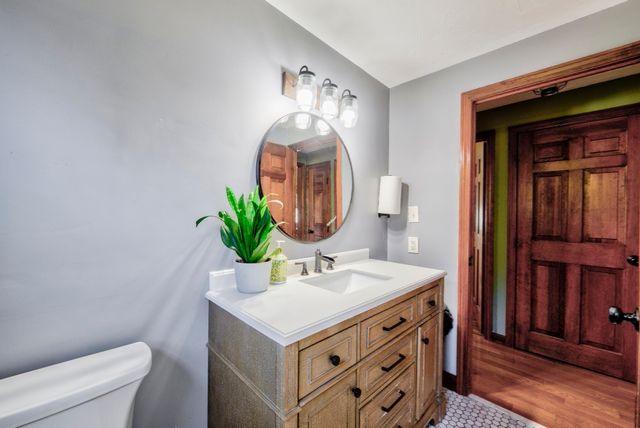 55 Mellen St, Brockton, MA 02301