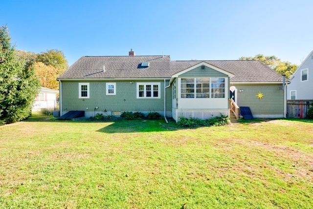 55 Mellen St, Brockton, MA 02301
