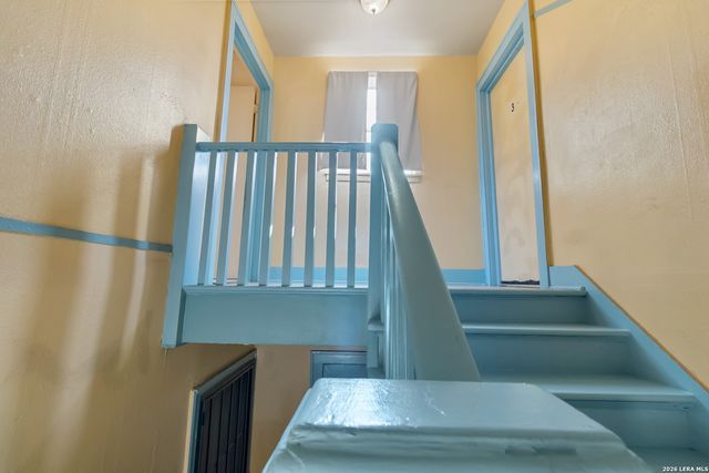 704 N WASHINGTON ST, Beeville, TX 78102