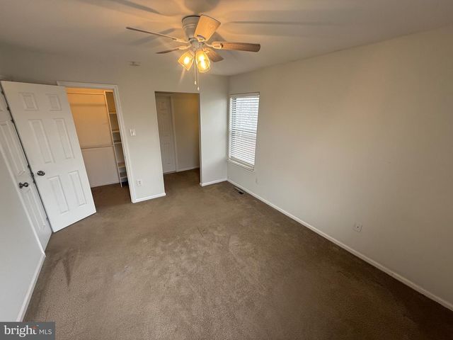 450 DORCHESTER LN, Perkasie, PA 18944