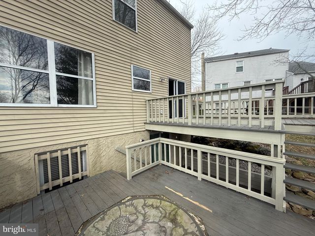 450 DORCHESTER LN, Perkasie, PA 18944