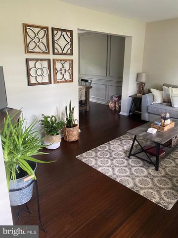 450 DORCHESTER LN, Perkasie, PA 18944