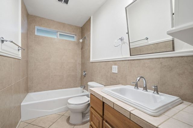 5038 Main Street, Shasta Lake, CA 96019