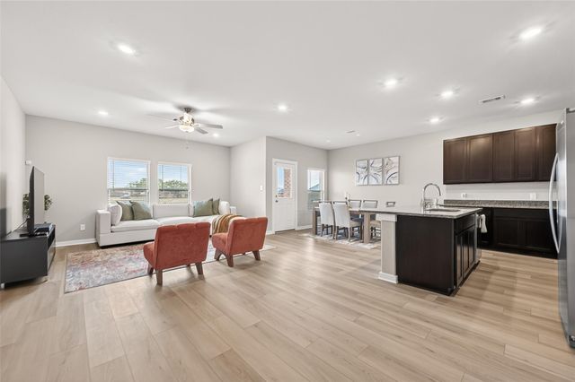 6715 Arabella Lakes Drive, Richmond, TX 77469