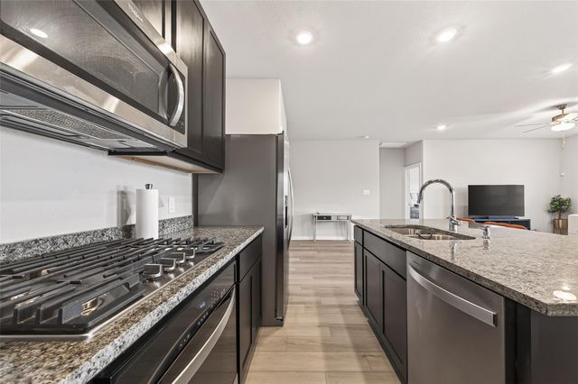 6715 Arabella Lakes Drive, Richmond, TX 77469