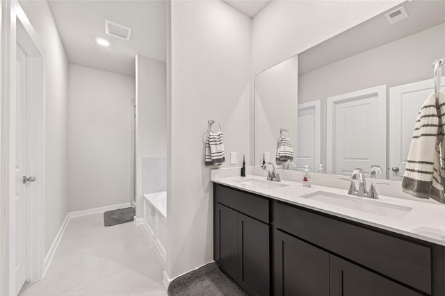 6715 Arabella Lakes Drive, Richmond, TX 77469