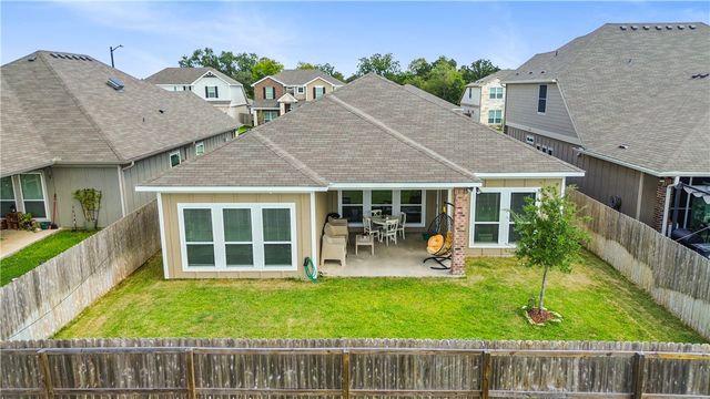 1967 Lili Cove, Bryan, TX 77807