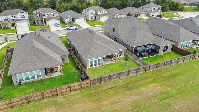 1967 Lili Cove, Bryan, TX 77807