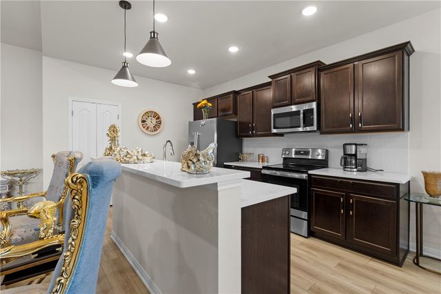 1967 Lili Cove, Bryan, TX 77807