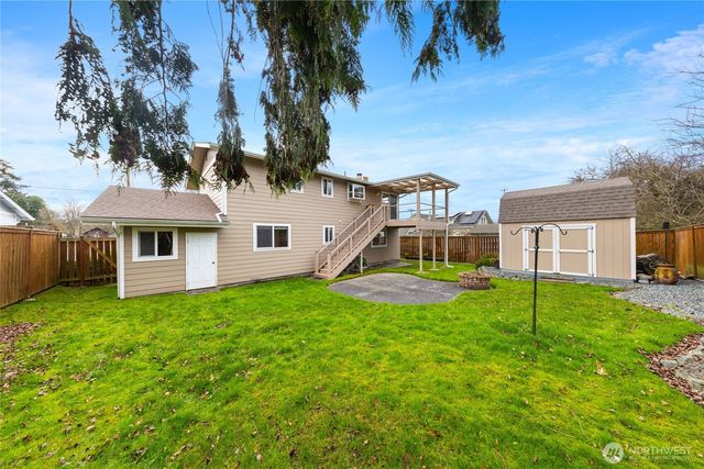809 NE Perkins Street, Coupeville, WA 98239