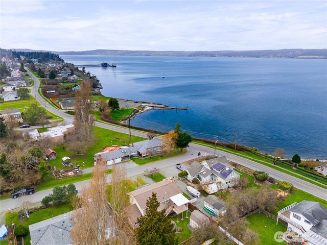 809 NE Perkins Street, Coupeville, WA 98239